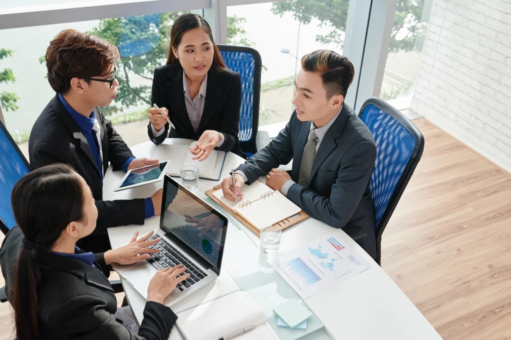 Menentukan Pemegang Saham dan Jabatan saat Mendirikan PT