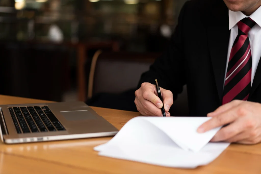 Kapan Usaha Harus Jadi CV? Ini Tanda dan Waktu yang Tepat
